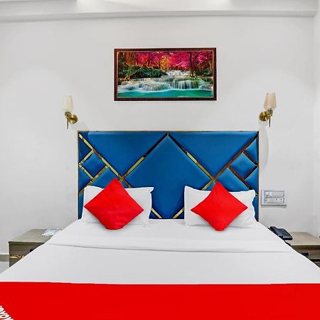 Hotel O Shree Palace Utrān Kültér fotó