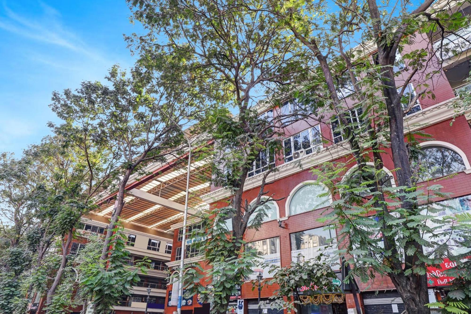 Hotel O Shree Palace Utrān Kültér fotó